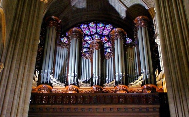 Sáu câu hỏi xung quanh vụ cháy nhà thờ Đức Bà Paris ảnh 3