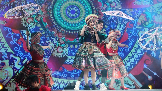 Bất ngờ với hài kịch-ca nhạc duyên dáng 'Chào 2020-Lời chúc đầu xuân' ảnh 2