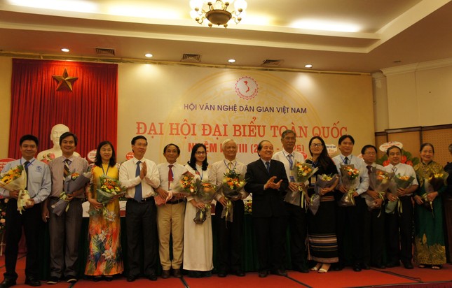 Giáo sư Lê Hồng Lý đắc cử Chủ tịch Hội Văn nghệ dân gian Việt Nam ảnh 3