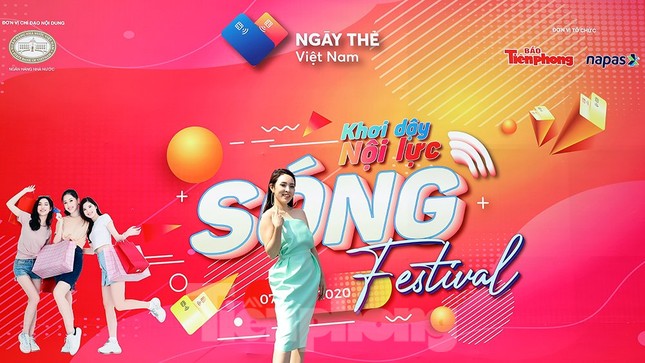 Bảo Trâm, Rapper Rica đốt cháy sân khấu ‘Sóng Festival’ ảnh 8