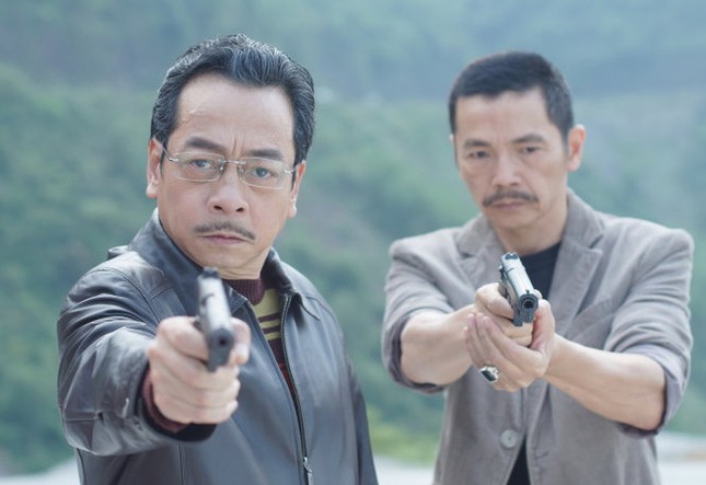 NSND Trung Anh thay NSND Hoàng Dũng hoàn thành vai diễn cuối cùng trong phim đang phát sóng ảnh 1
