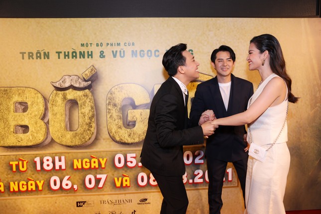 Hà Hồ-Kim Lý cùng dàn sao Việt đình đám ủng hộ ‘Bố Già’ Trần Thành ảnh 5