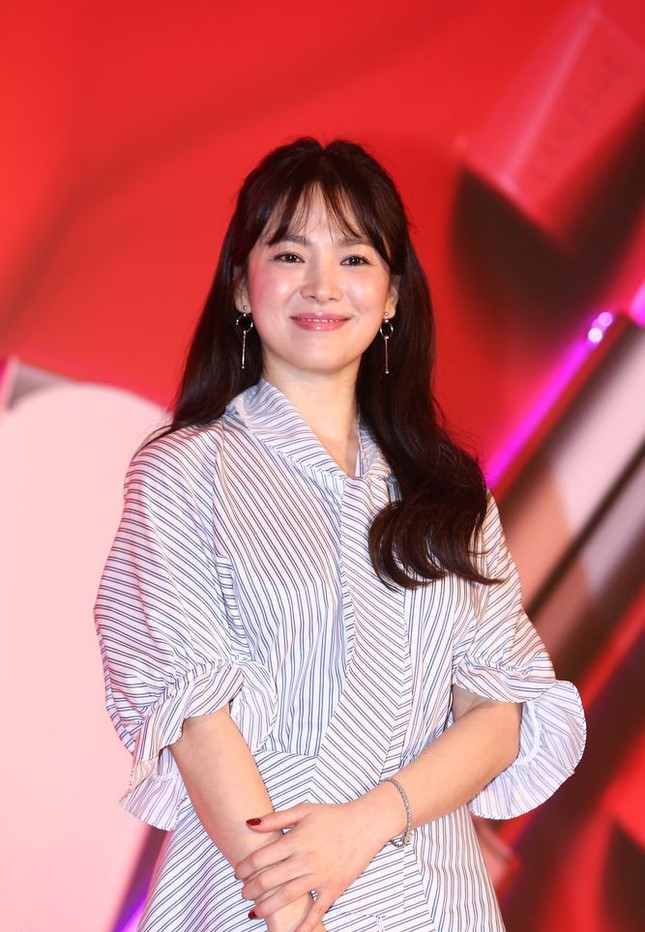 Song Hye Kyo xinh như búp bê tại sự kiện ở Đài Loan ảnh 5