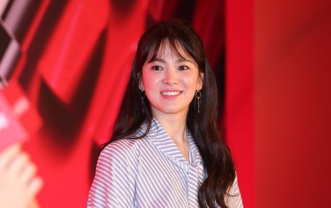 Song Hye Kyo xinh như búp bê tại sự kiện ở Đài Loan ảnh 4
