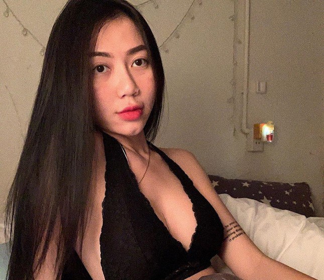 Hot girl bị tố 'sống ảo' khi share nhầm ảnh về vụ cháy rừng Amazon ảnh 1