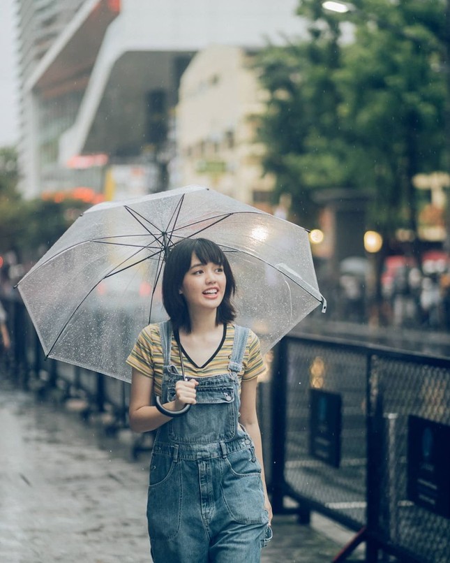 Nữ blogger xinh đẹp giống hệt ca sĩ Lisa nhóm BlackPink ảnh 9