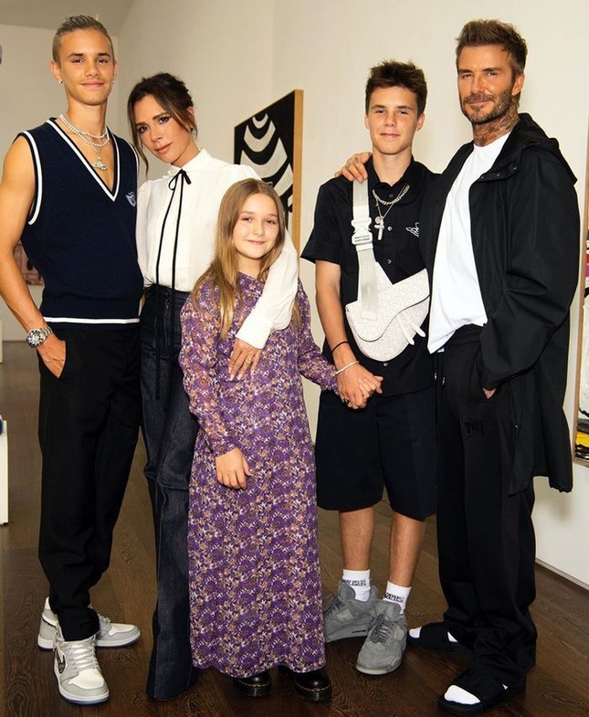 David Beckham 45 tuổi phong độ điển trai ngời ngời ảnh 8