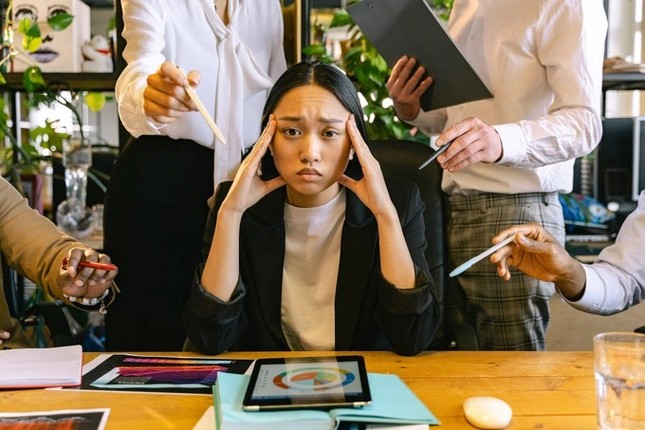 Stress đến rụng tóc, bỏ lương 2.000 USD về quê tìm cuộc sống cân bằng ảnh 2