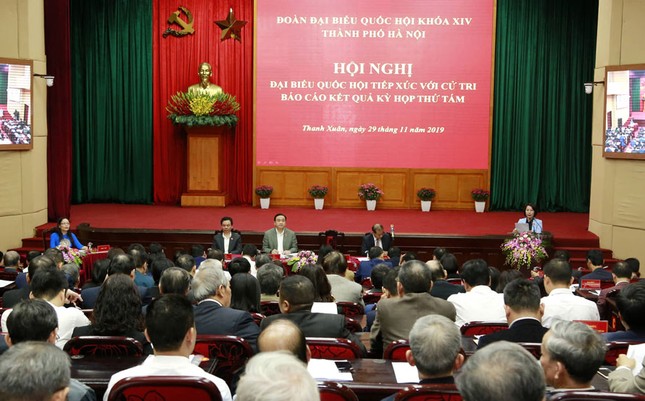 Bí thư Thành ủy Hà Nội nêu lý do khó di dời cơ sở sản xuất ra ngoại thành ảnh 1