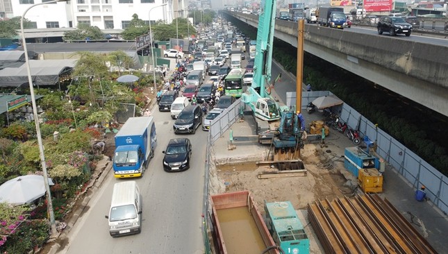 Hà Nội sắp mọc 8 ‘lô cốt’ trên đường Nguyễn Trãi ảnh 1