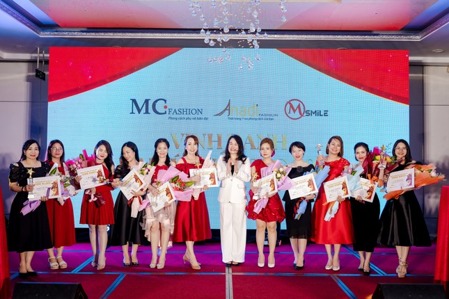 Công ty Cổ phần Thời trang MC Việt Nam (MC Fashion) tổ chức Gala mừng sinh nhật lần thứ 9 ảnh 3
