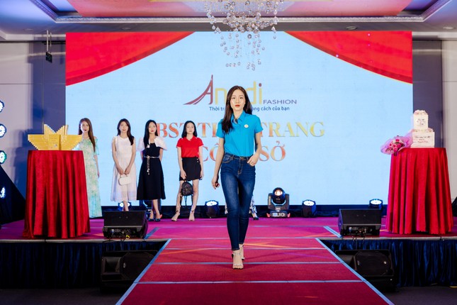 Công ty Cổ phần Thời trang MC Việt Nam (MC Fashion) tổ chức Gala mừng sinh nhật lần thứ 9 ảnh 6