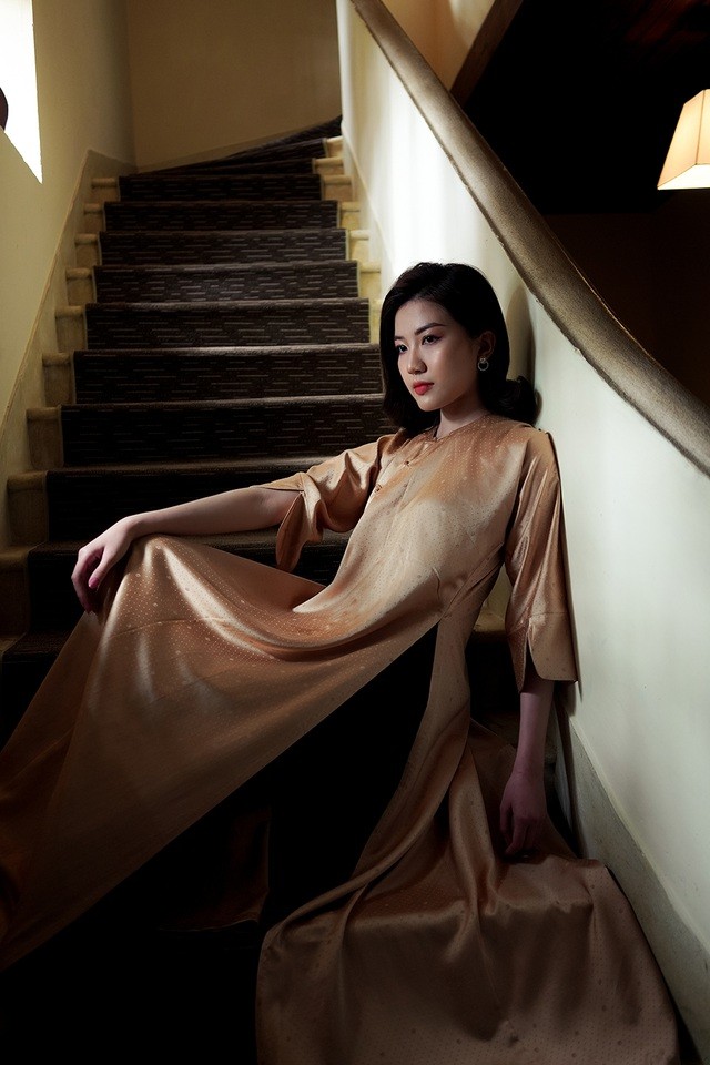 “Tiểu tam” Lương Thanh tiết lộ sự thật sau tin đồn cát-xê cao ngất ngưởng - 2 “Tiểu tam” Lương Thanh tiết lộ sự thật sau tin đồn cát-xê cao ngất ngưởng - 2