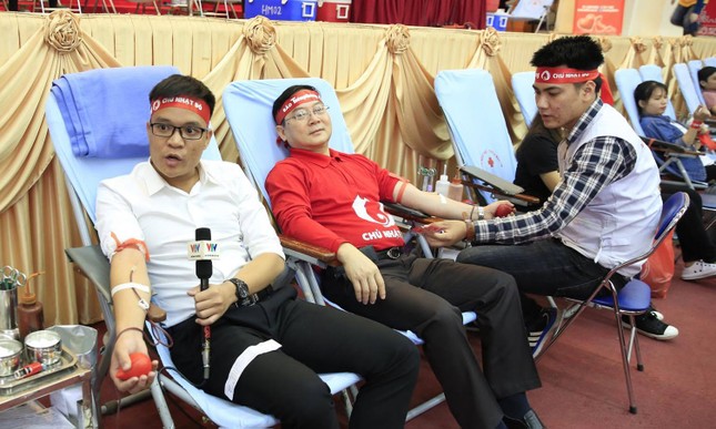 Chủ Nhật Đỏ ngày 8/1 thu được hơn 5500 đơn vị máu ảnh 78