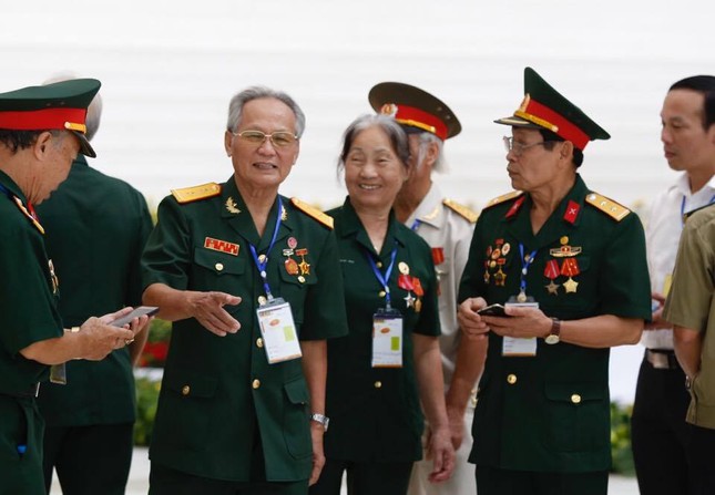 Các anh hùng liệt sỹ làm rạng rỡ dân tộc, vẻ vang giống nòi ảnh 1