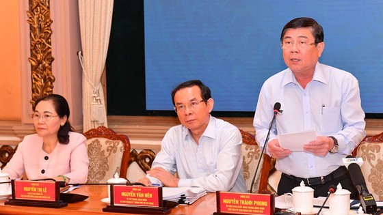 Chủ tịch 2 thành phố lớn 'hiến kế' phát triển kinh tế năm 2021 ảnh 1