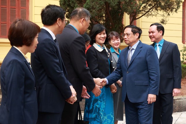 Giao 3 phó thủ tướng phụ trách giải quyết 3 công việc trọng tâm, đột phá ảnh 1