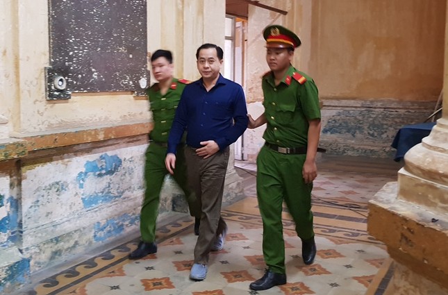 Vũ 'nhôm' đang bị điều tra ở 3 vụ án khác ảnh 2