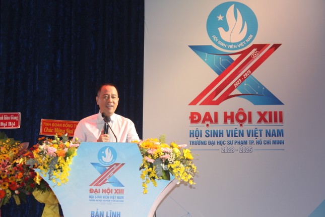 Anh Nguyễn Khánh Tùng tái đắc cử Chủ tịch Hội Sinh viên Việt Nam trường ĐH Sư phạm TPHCM ảnh 2