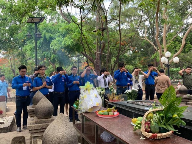 Hành trình "Tuổi trẻ Bình Dương vì biển, đảo quê hương" ảnh 9