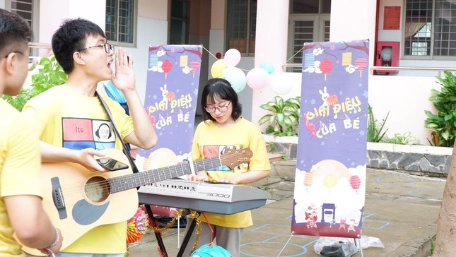Mang Trung Thu đến trẻ em vùng xa ảnh 7