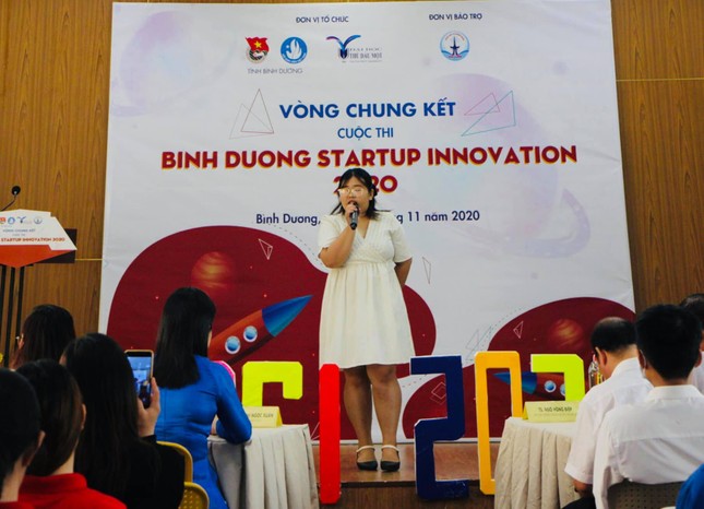 Bình Dương trao gần 200 triệu đồng bảo trợ cho sinh viên có ý tưởng khởi nghiệp xuất sắc ảnh 1