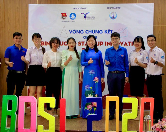 Bình Dương trao gần 200 triệu đồng bảo trợ cho sinh viên có ý tưởng khởi nghiệp xuất sắc ảnh 4