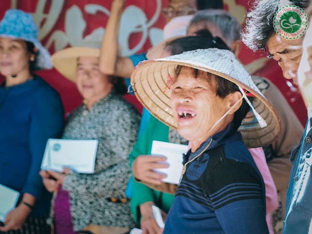 Tất bật tình nguyện mùa cuối năm ảnh 5