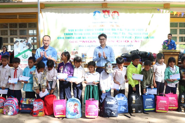 Bình Dương: Sôi nổi các hoạt động “Xuân tình nguyện” ảnh 12