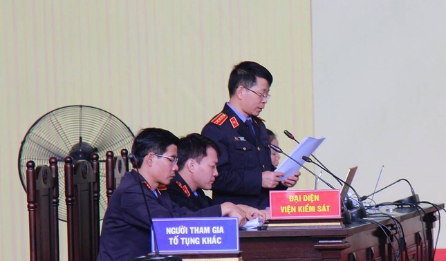 Đề nghị phạt Phan Sào Nam 7 năm tù, Nguyễn Văn Dương tối đa 13 năm tù ảnh 1