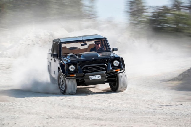 Lamborghini sắp có SUV mới chuyên về khả năng off-road? ảnh 1