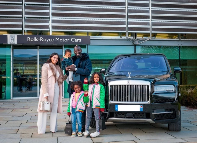 Cristiano Ronaldo tậu 'siêu SUV' Rolls-Royce Cullinan ảnh 1