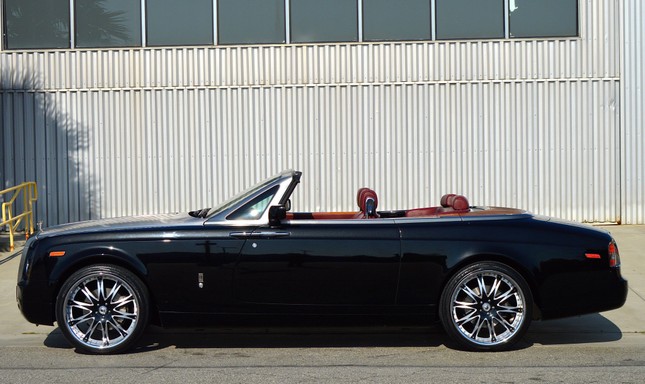 Rolls-Royce Phantom Drophead Coupe 2008 bán đấu giá chỉ 3,1 tỷ đồng ảnh 1