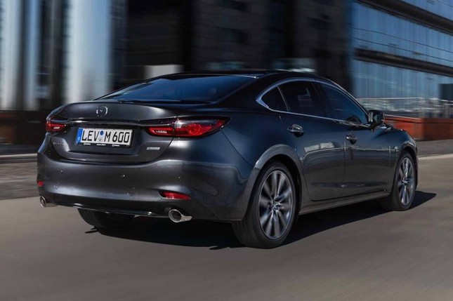 Mazda 6 bản Turbo ra mắt tại Philippines, giá hơn 1 tỷ đồng ảnh 1