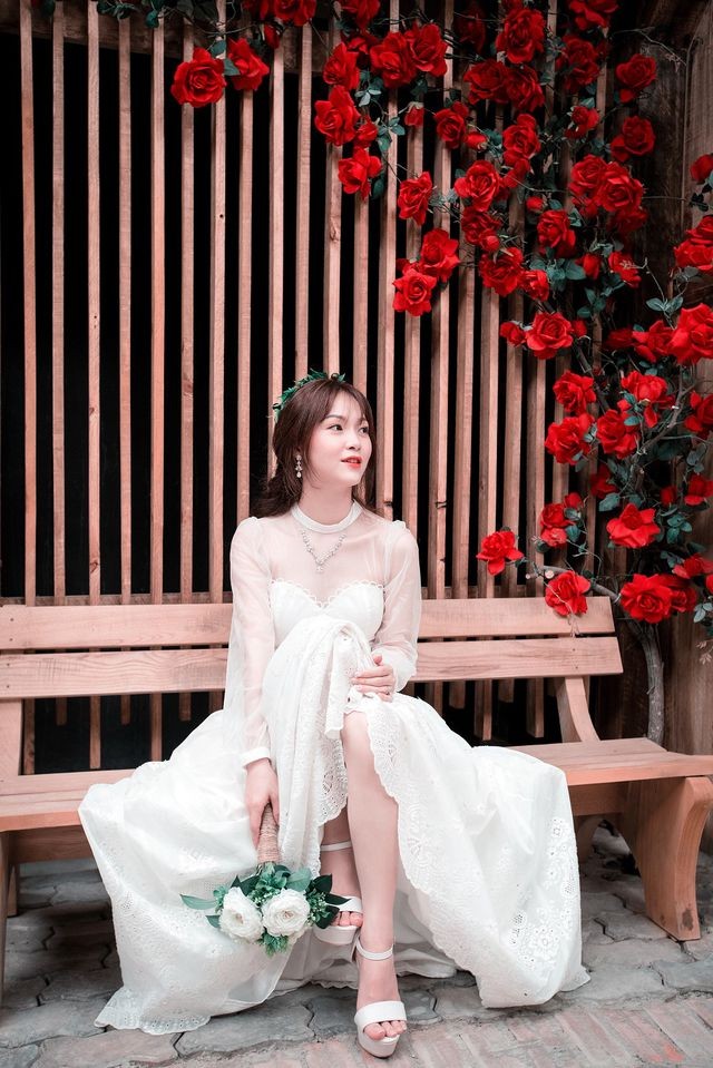 Cô gái xinh xắn dành 3 tháng tự tay may váy cưới gây 'sốt' mạng ảnh 4