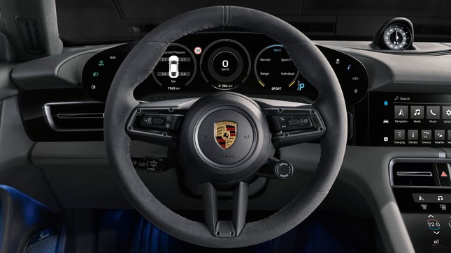 Xe điện đầu tiên của Porsche chính thức ra mắt toàn cầu ảnh 16