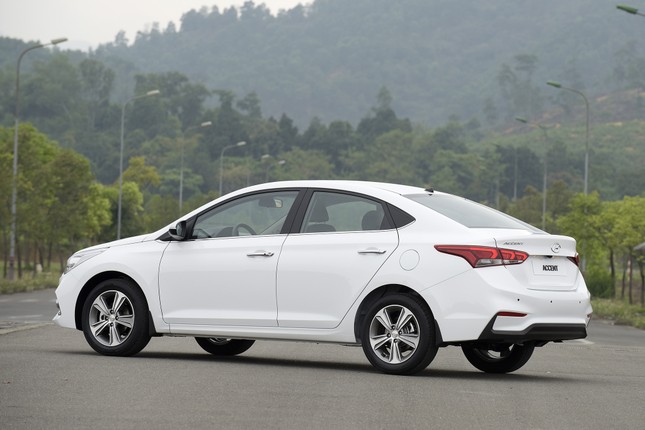 Top 10 ôtô bán chạy nhất tháng 12: Vios trở lại ngôi đầu ảnh 9