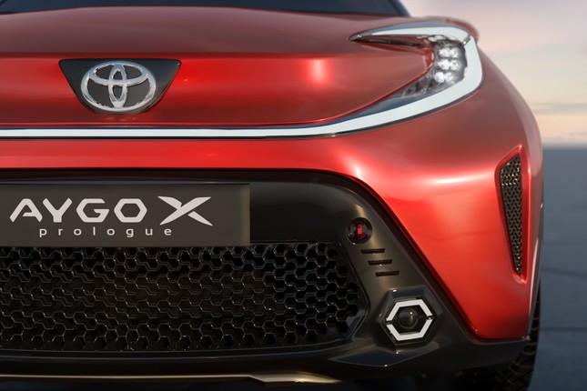 SUV mới của Toyota lộ diện với thiết kế lạ lẫm ảnh 13