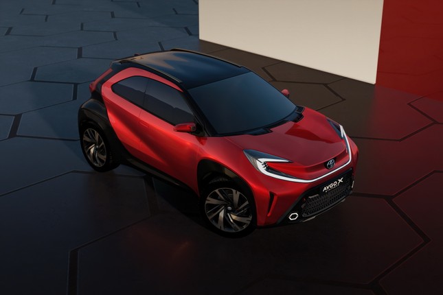 SUV mới của Toyota lộ diện với thiết kế lạ lẫm ảnh 12