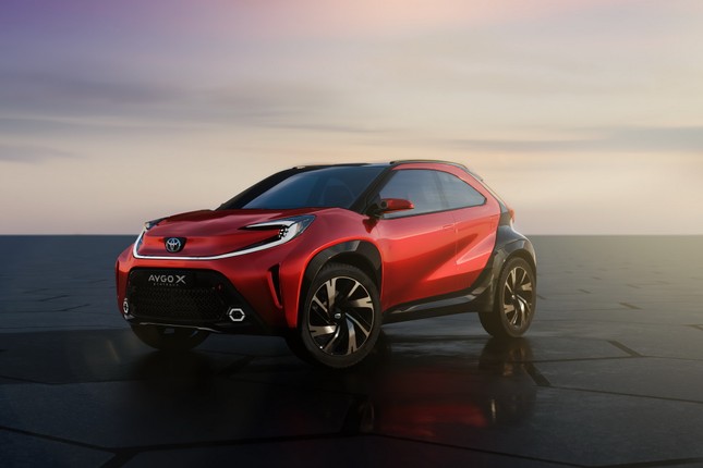 SUV mới của Toyota lộ diện với thiết kế lạ lẫm ảnh 7