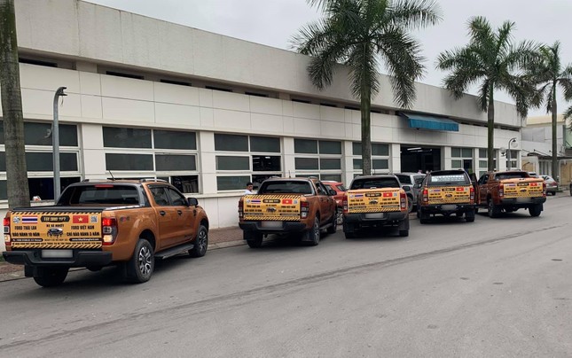 Ford Việt Nam nói gì về nhóm khách hàng mang xe diễu phố đòi quyền lợi? ảnh 1