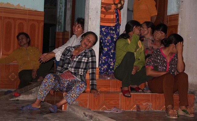 Đại tang nơi 4 người bị điện giật tử vong ở Hà Tĩnh ảnh 3