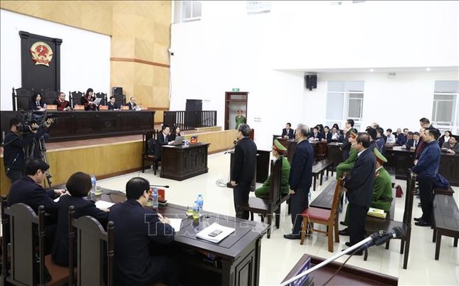 Cựu Bộ trưởng Nguyễn Bắc Son nhận án chung thân, Trương Minh Tuấn 14 năm tù ảnh 5