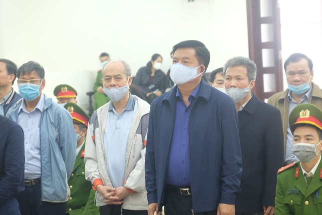Bị cáo Trịnh Xuân Thanh đề nghị cho gia đình và báo chí dự tòa ảnh 1