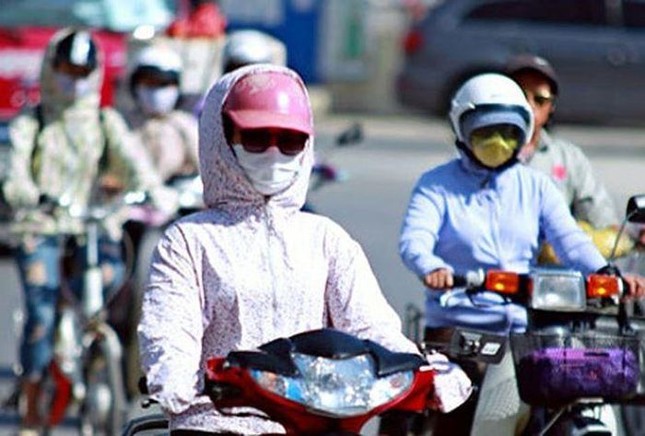 Miền Bắc, miền Trung bước vào đỉnh điểm nắng nóng ảnh 1