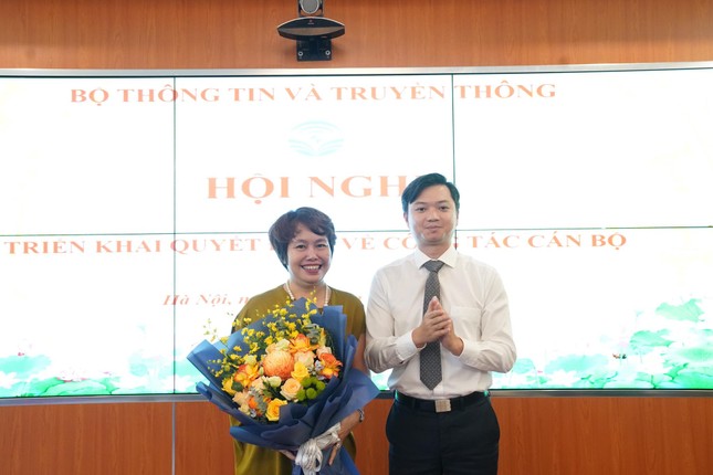 Bà Đặng Thị Phương Thảo làm Phó Cục trưởng Cục Báo chí ảnh 2