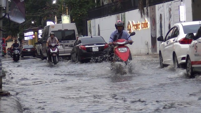 Bão số 5 mạnh nhất từ đầu mùa, mưa lớn từ chiều nay ảnh 1