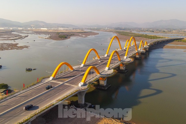 Nổi bật công trình thay đổi 'giao diện' thành phố thuộc tỉnh lớn nhất Việt Nam ảnh 13