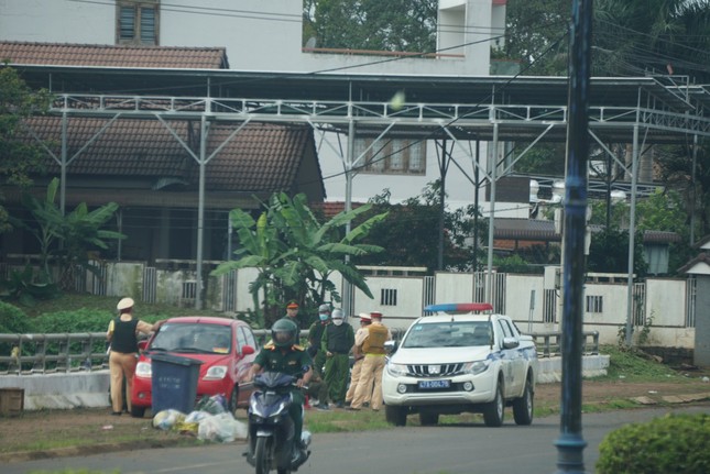 Hình ảnh về nhóm nghi phạm nổ súng tấn công trụ sở công an xã ở Đắk Lắk ảnh 7