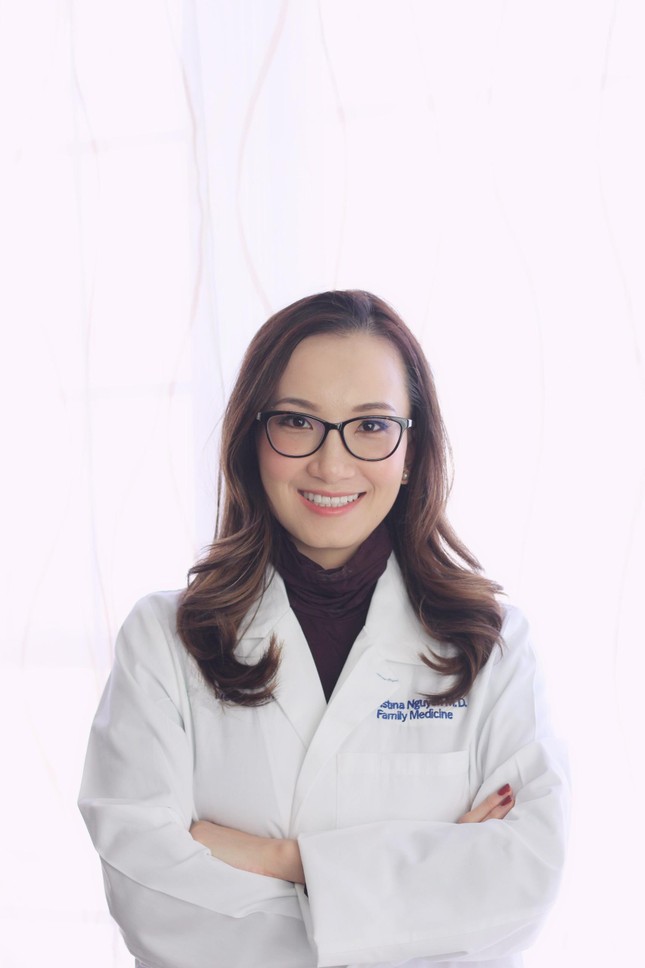 Nữ bác sĩ người Mỹ gốc Việt trở thành Idol của nhiều sinh viên ngành Y ảnh 1